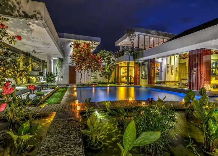 Villa Stunning 4 Bed, Butler Service, Security, Central