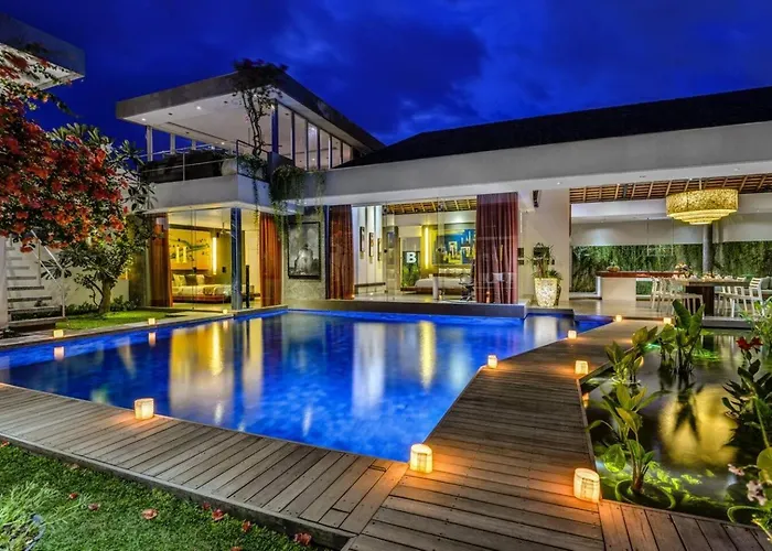 Villa Stunning 4 Bed, Butler Service, Security, Central